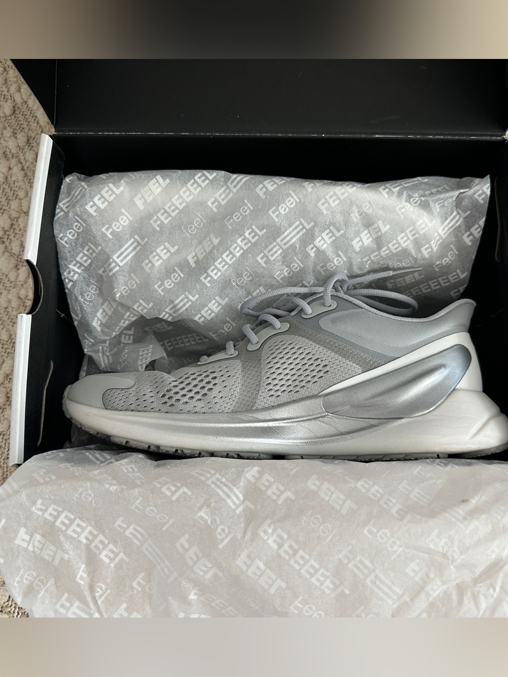 Lululemon BlissFeel Run Women's Grey/White Running Shoe, with box, size 8.5